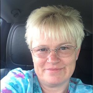 Meet your Posher, Deanna